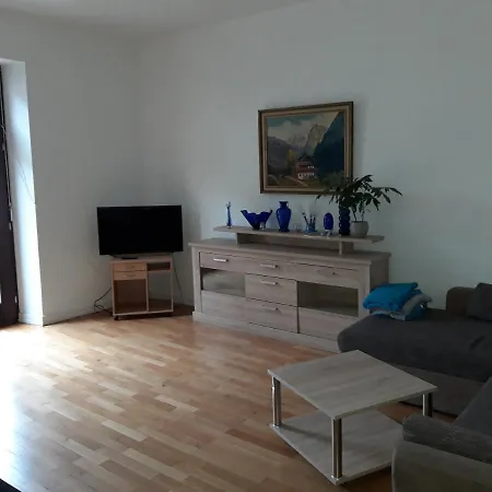 St Maximin Apartment
