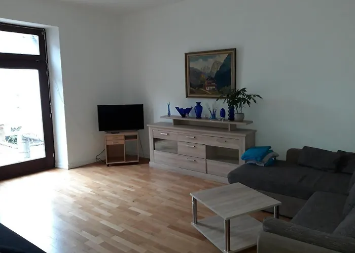 St Maximin Apartment