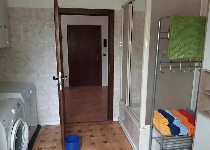 St Maximin Apartment *